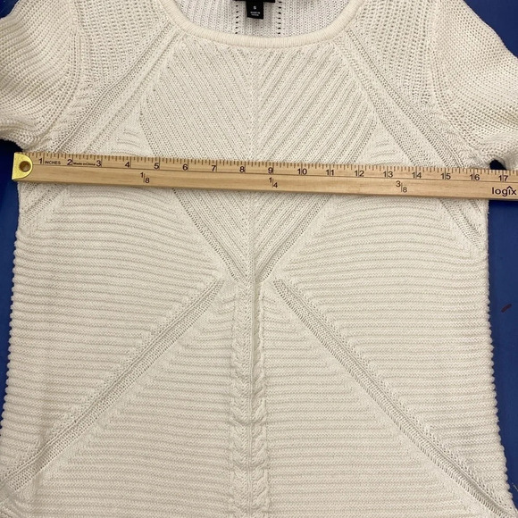 A.N.A. A New Approach Crème Colored Lightweight Sweater - Picture 7 of 9
